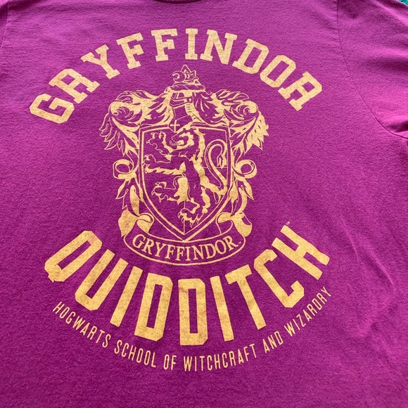 Warner Bros. Shirts Harry Potter Gryffindor Quidditch Hogwarts